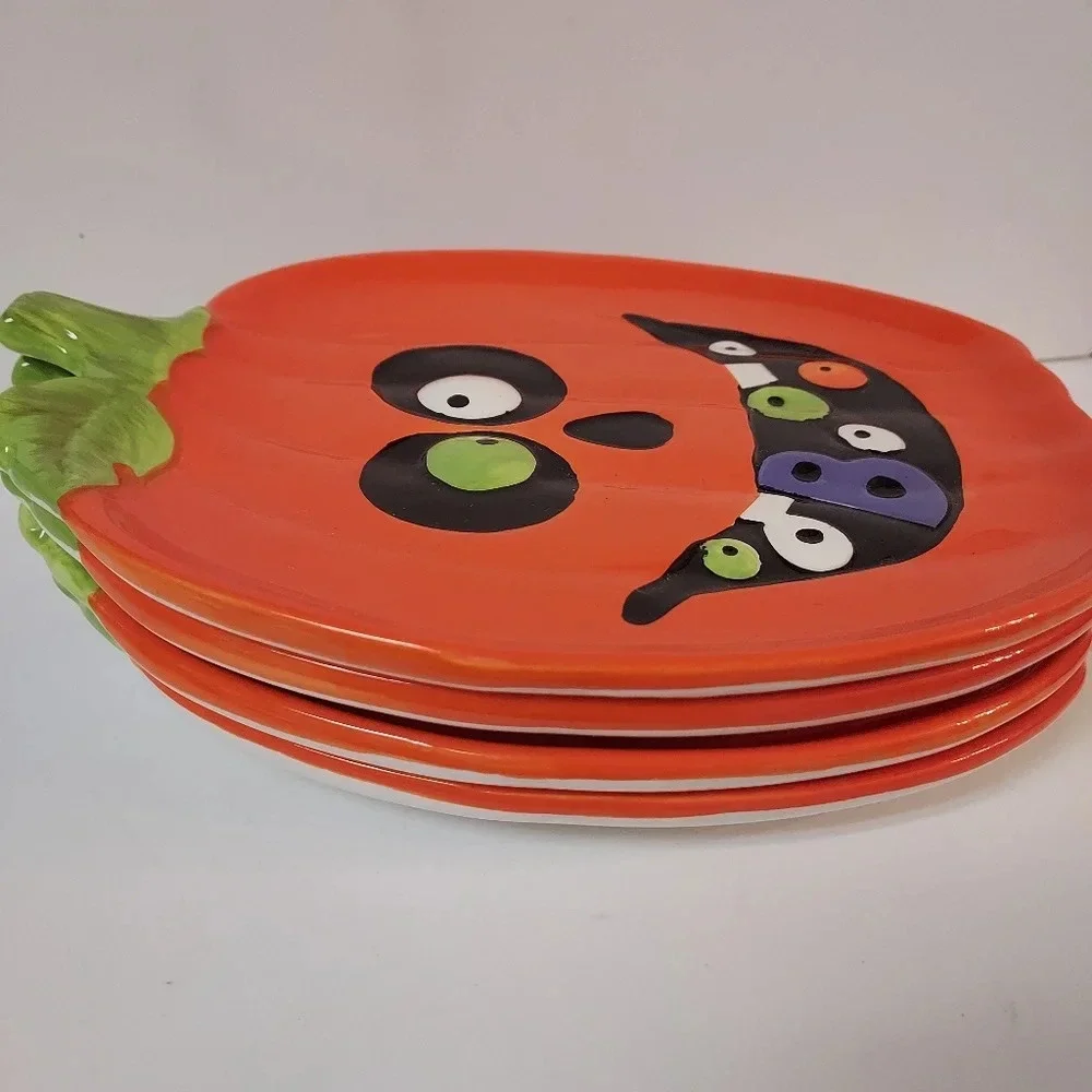 Gibson Home Kookoomon Pumpkin Shaped Plate Set of 4